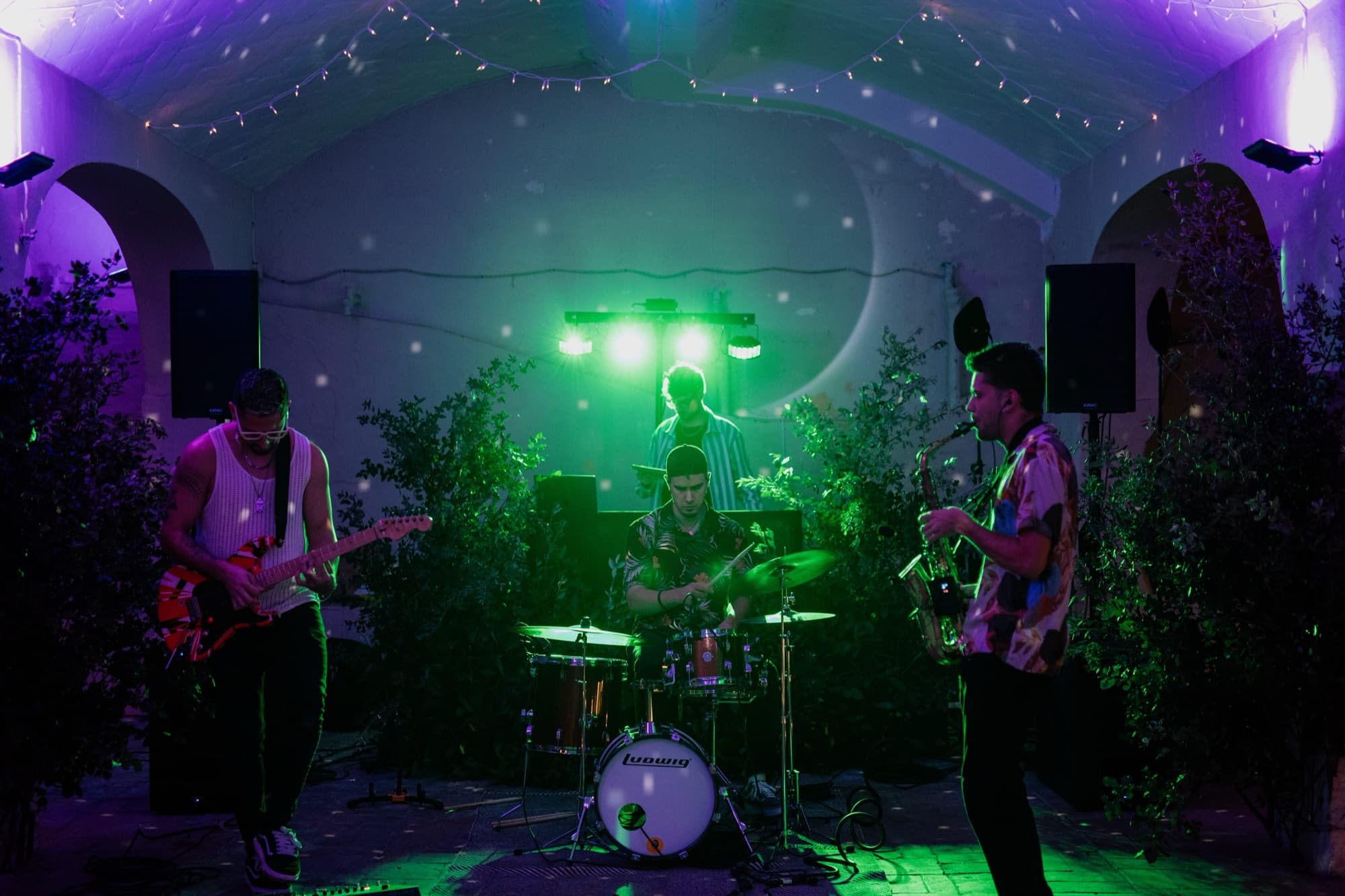 Destination wedding villa in the Balearic Islands with a Savage Party live band performing